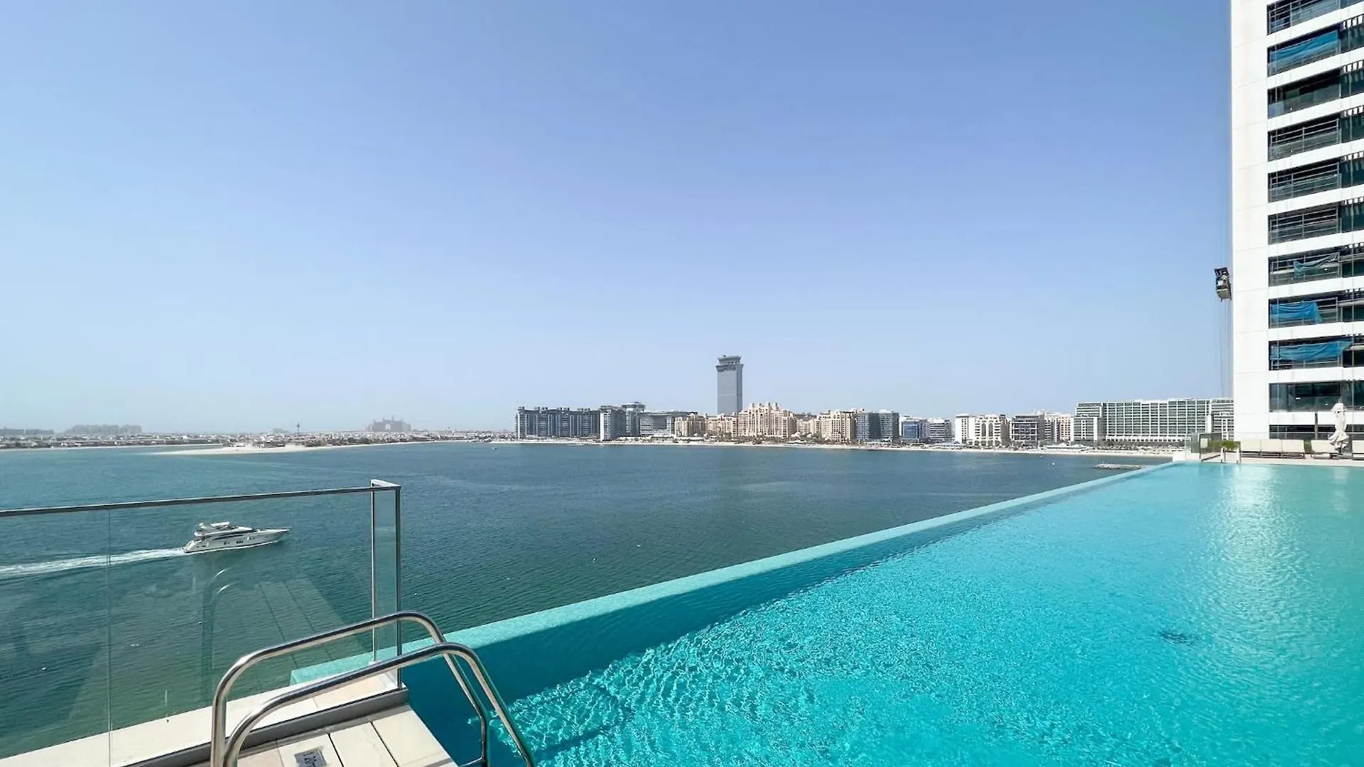 Apartment Beach Isle 2Br - Private Beach & Sea View - Cityapartmentstay Dubai